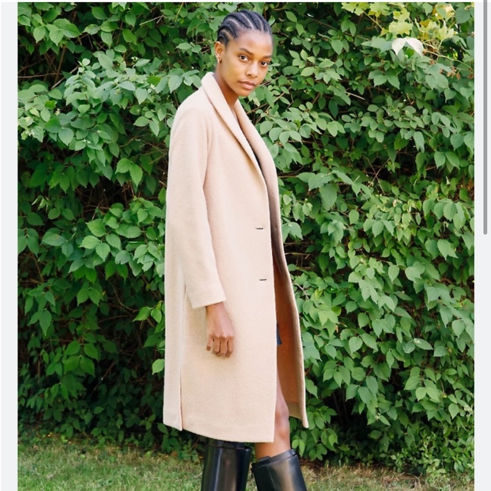 ✨NWOT✨ Aritzia Dujardin Wool Coat